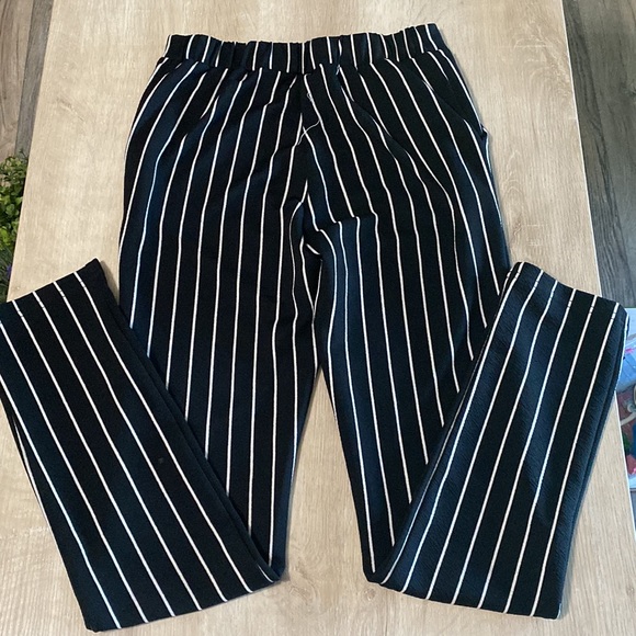 Womens Shein pants! size S - Picture 2 of 3